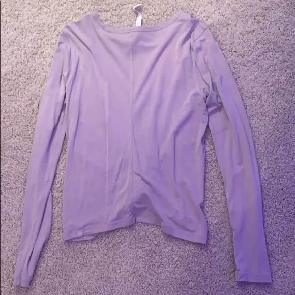 Lululemon shirt - Picture 3 of 3